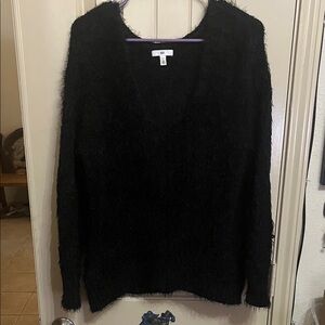 BP Fuzzy Black V-Neck Large Sweater